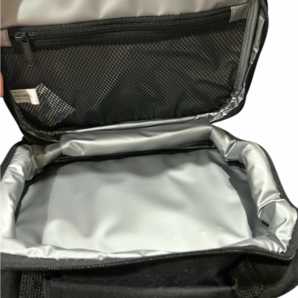 NEW Carhartt Insulated 4can Lunch Cooler - Picture 3 of 4